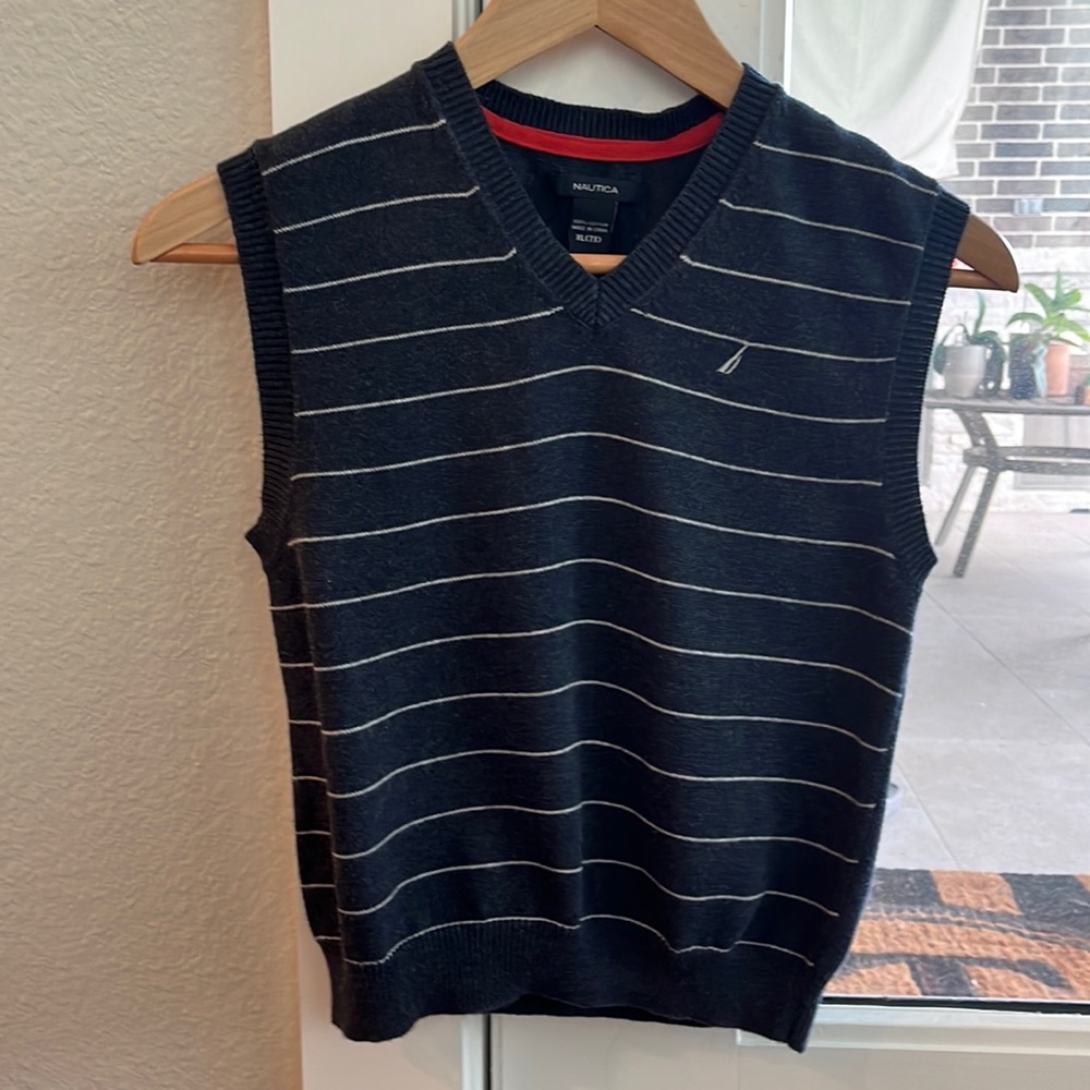 Nautica Boys Navy Blue stripe Sweater Vest size 7